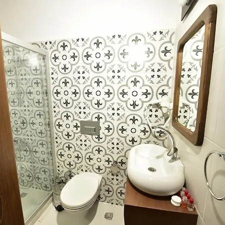 Birgi Doktorun Yeri Stone *