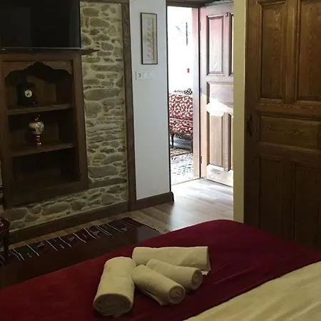 Birgi Doktorun Yeri Stone