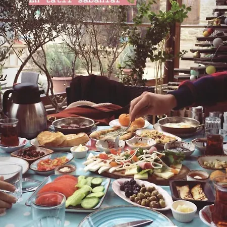 Birgi Doktorun Yeri Stone 酒店 *